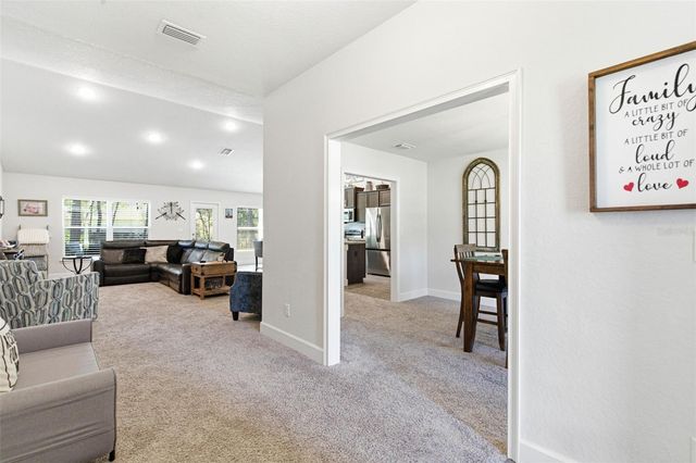 47 VILLAGE CENTER DRIVE, Homosassa, FL 34446