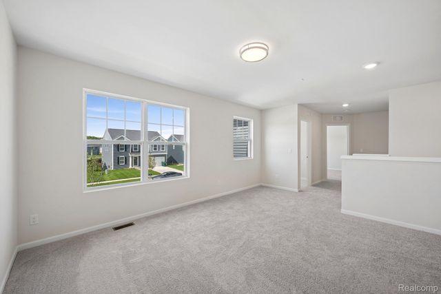 370 Edge Brook, Holly Township, MI 48442