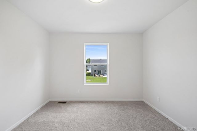 370 Edge Brook, Holly Township, MI 48442