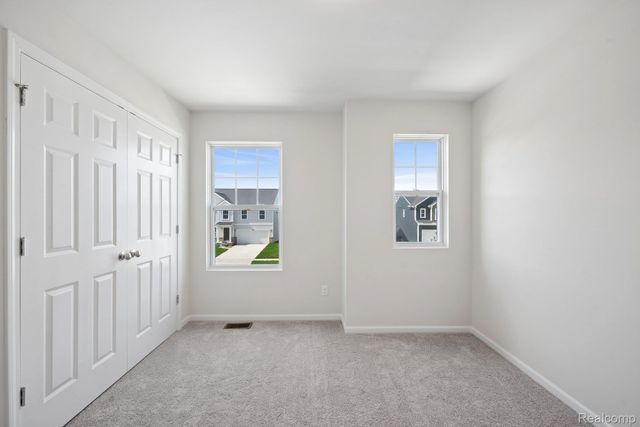 370 Edge Brook, Holly Township, MI 48442