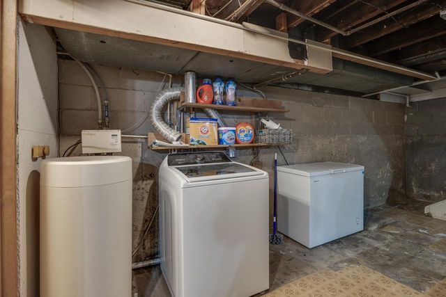 1517 Carrington Street, Janesville, WI 53545