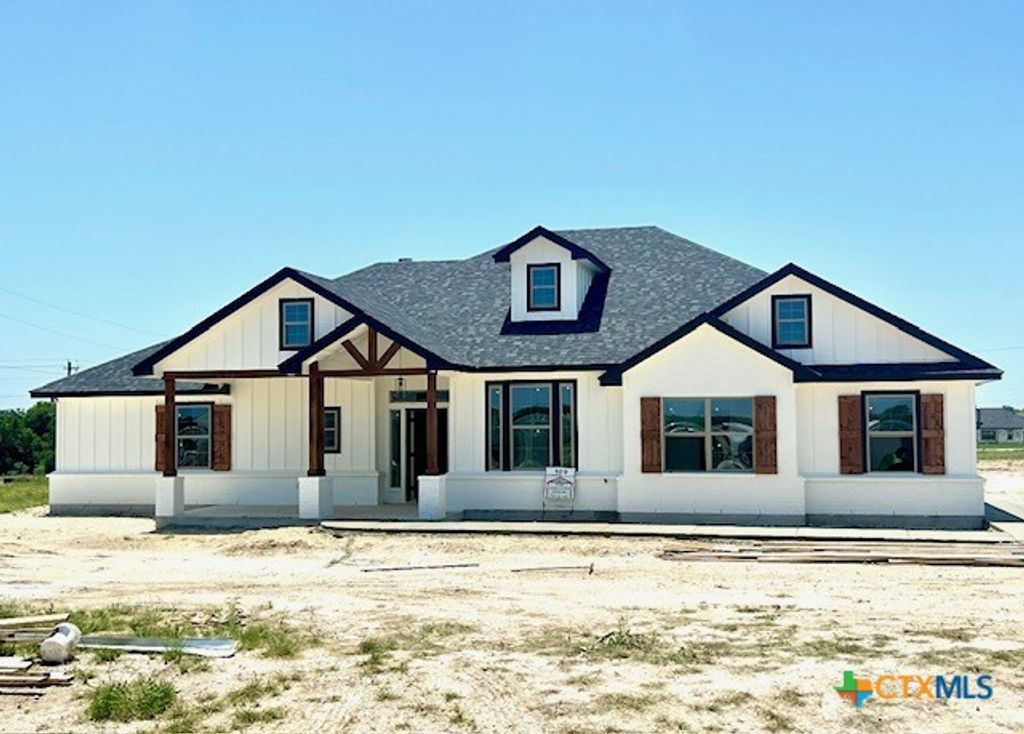 109 Hillside Lane, Lampasas, TX 76550