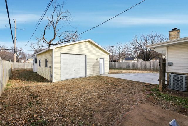 234 W Summey St, Wichita, KS 67217