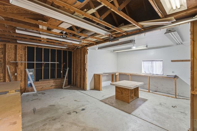 234 W Summey St, Wichita, KS 67217