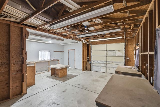 234 W Summey St, Wichita, KS 67217