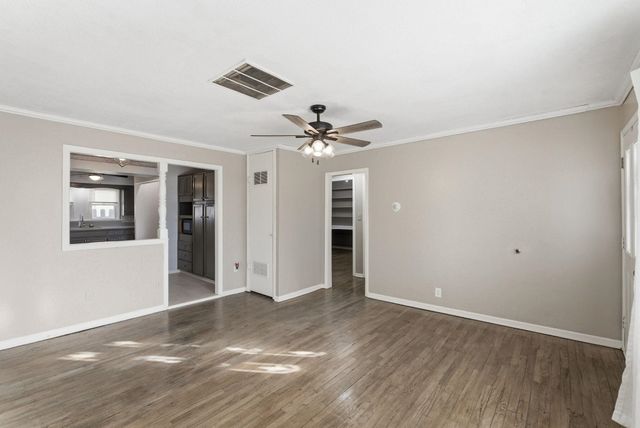 234 W Summey St, Wichita, KS 67217