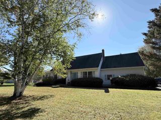 43 Pleasant Acres Drive, Williston, VT 05495