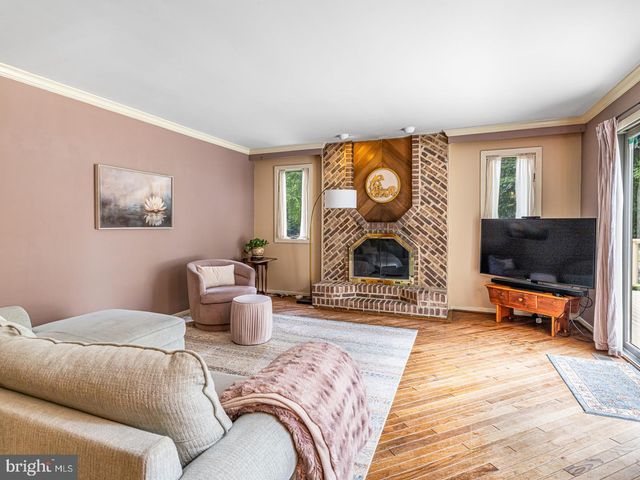 1983 MELMAR RD, Huntingdon Valley, PA 19006