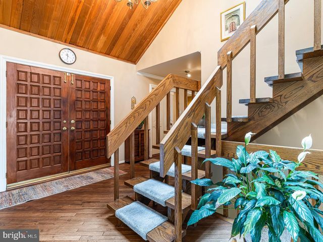 1983 MELMAR RD, Huntingdon Valley, PA 19006