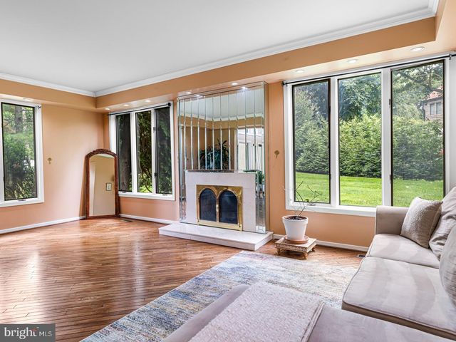 1983 MELMAR RD, Huntingdon Valley, PA 19006