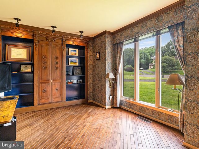 1983 MELMAR RD, Huntingdon Valley, PA 19006