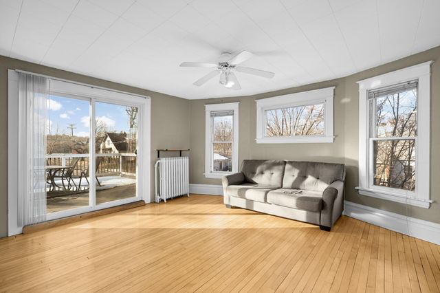 671 Canton Street, Saint Paul, MN 55102