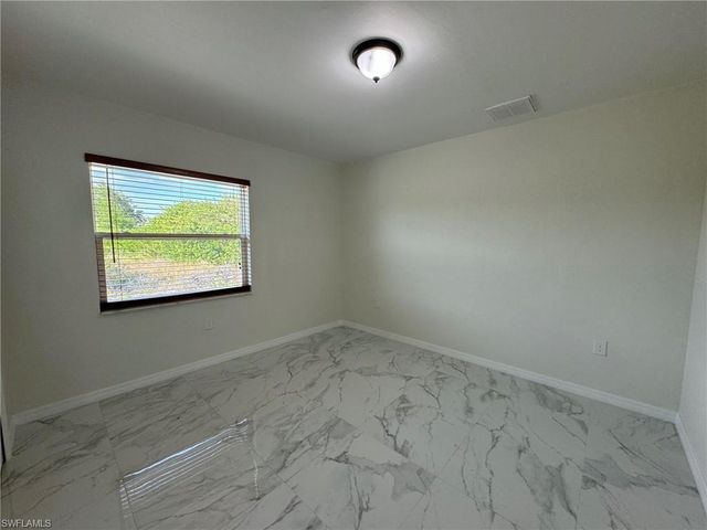 884 Alabama RD S, Lehigh Acres, FL 33974