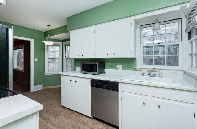 1439 57th Street, Des Moines, IA 50311