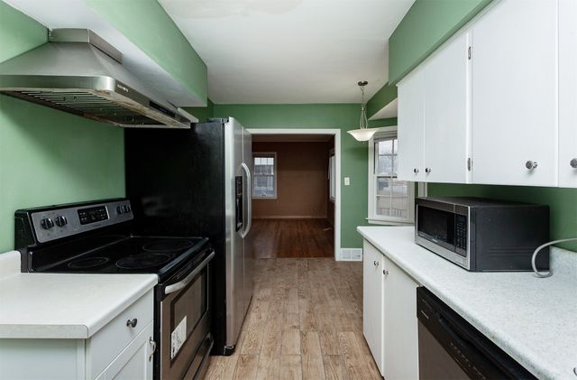 1439 57th Street, Des Moines, IA 50311