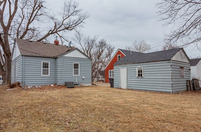 1439 57th Street, Des Moines, IA 50311