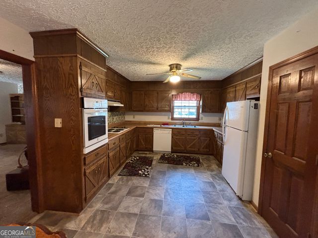 173 Berkley Road, Cochran, GA 31014