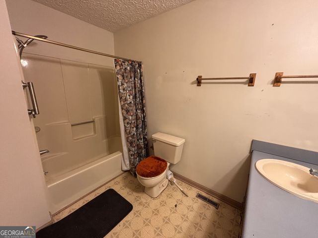 173 Berkley Road, Cochran, GA 31014