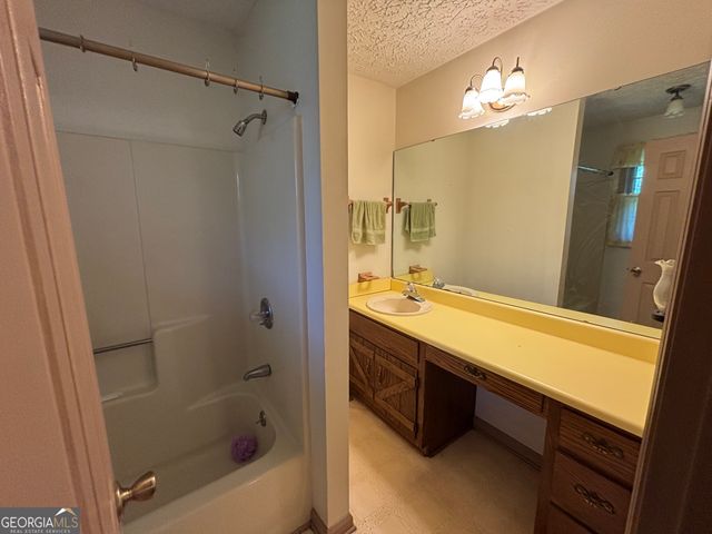 173 Berkley Road, Cochran, GA 31014