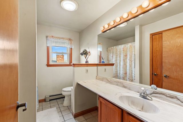17 Janet Lane, Peabody, MA 01960