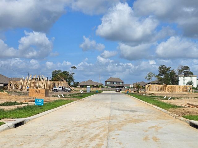 1423 Friendship Trail, Seabrook, TX 77586