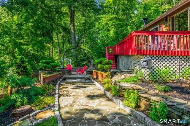92 Kenmore Road, Bloomfield, CT 06002