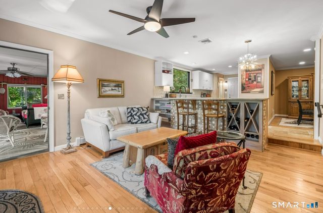 92 Kenmore Road, Bloomfield, CT 06002