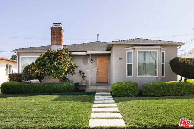 1916 W 94th Street, Los Angeles, CA 90047