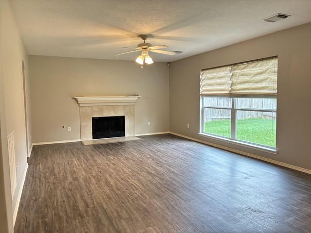 12402 Ravens Chase Lane, Cypress, TX 77429