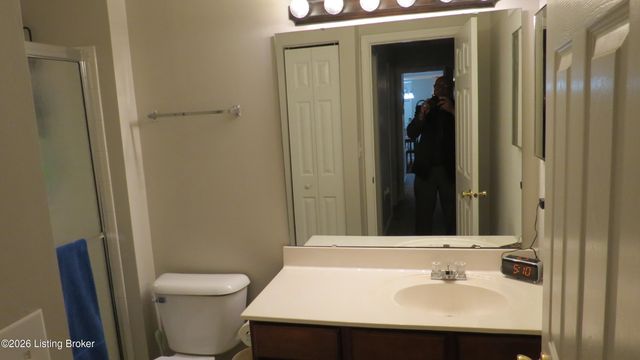 10400 Southern Meadows Dr APT 103, Louisville, KY 40241