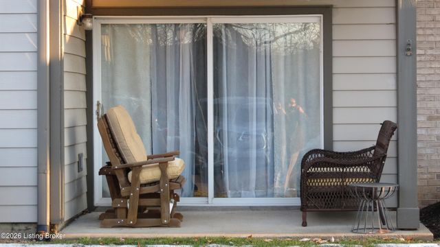 10400 Southern Meadows Dr APT 103, Louisville, KY 40241