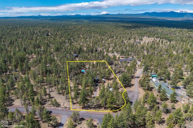 18943 Martingale Circle, Bend, OR 97703