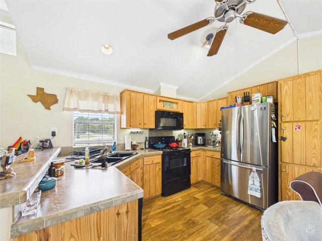202 N Mustang Ave, Cedar Park, TX 78613