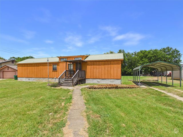 202 N Mustang Ave, Cedar Park, TX 78613