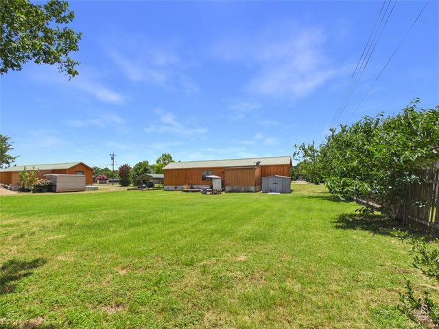 202 N Mustang Ave, Cedar Park, TX 78613