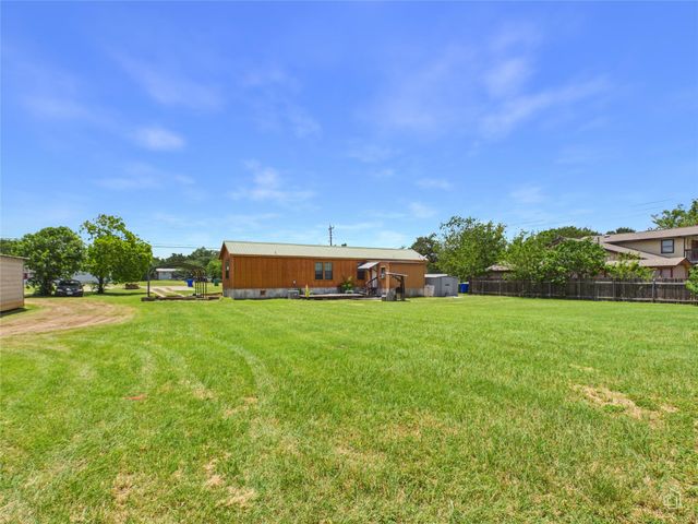 202 N Mustang Ave, Cedar Park, TX 78613