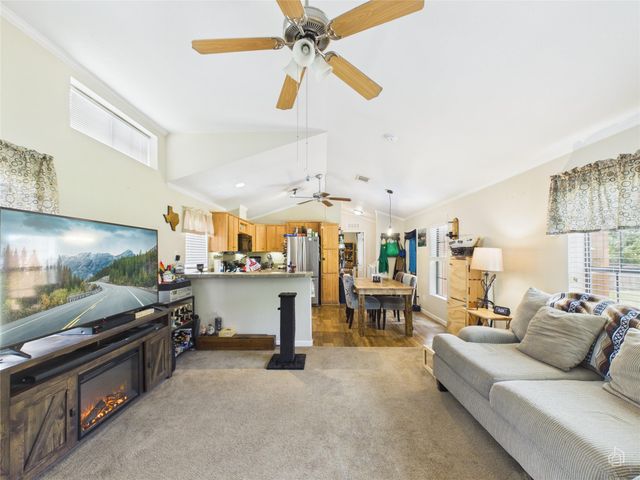 202 N Mustang Ave, Cedar Park, TX 78613