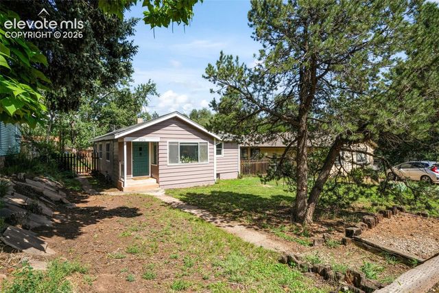 3326 W Kiowa Street, Colorado Springs, CO 80904