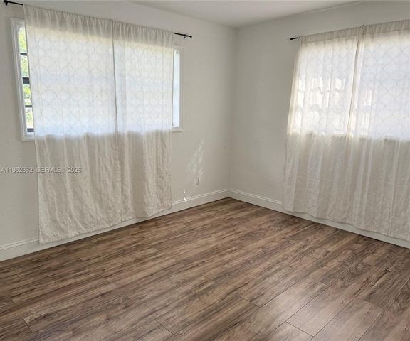 4741 SW 25th Ter, Dania Beach, FL 33312