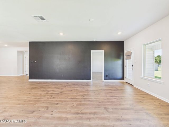 108 Florence Peak Drive, Lafayette, LA 70501