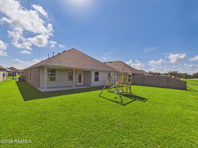 108 Florence Peak Drive, Lafayette, LA 70501