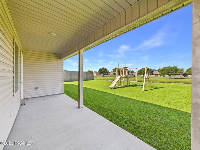 108 Florence Peak Drive, Lafayette, LA 70501