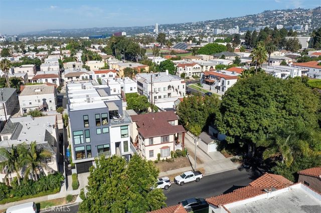 457 N Stanley, Los Angeles, CA 90036