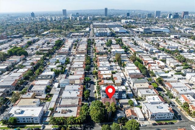 457 N Stanley, Los Angeles, CA 90036