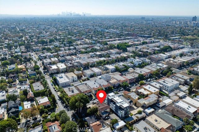 457 N Stanley, Los Angeles, CA 90036