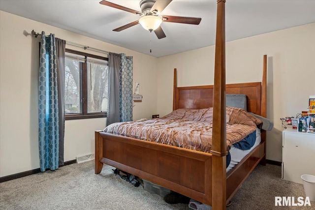 27 SKYVIEW Drive, Springfield, IL 62702