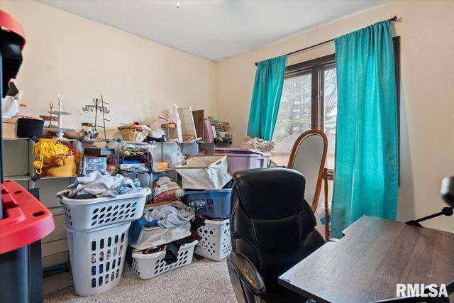 27 SKYVIEW Drive, Springfield, IL 62702