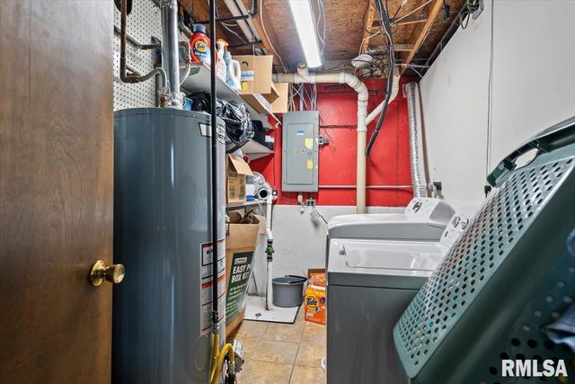 27 SKYVIEW Drive, Springfield, IL 62702