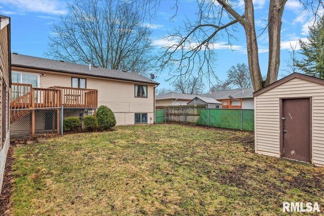 27 SKYVIEW Drive, Springfield, IL 62702