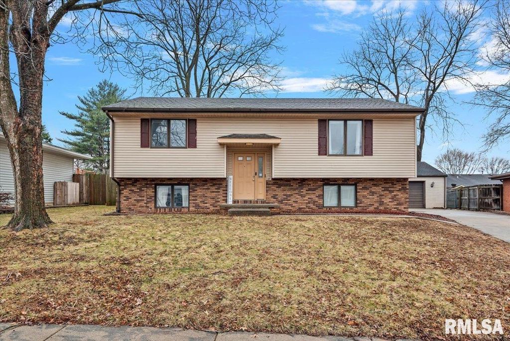 27 SKYVIEW Drive, Springfield, IL 62702